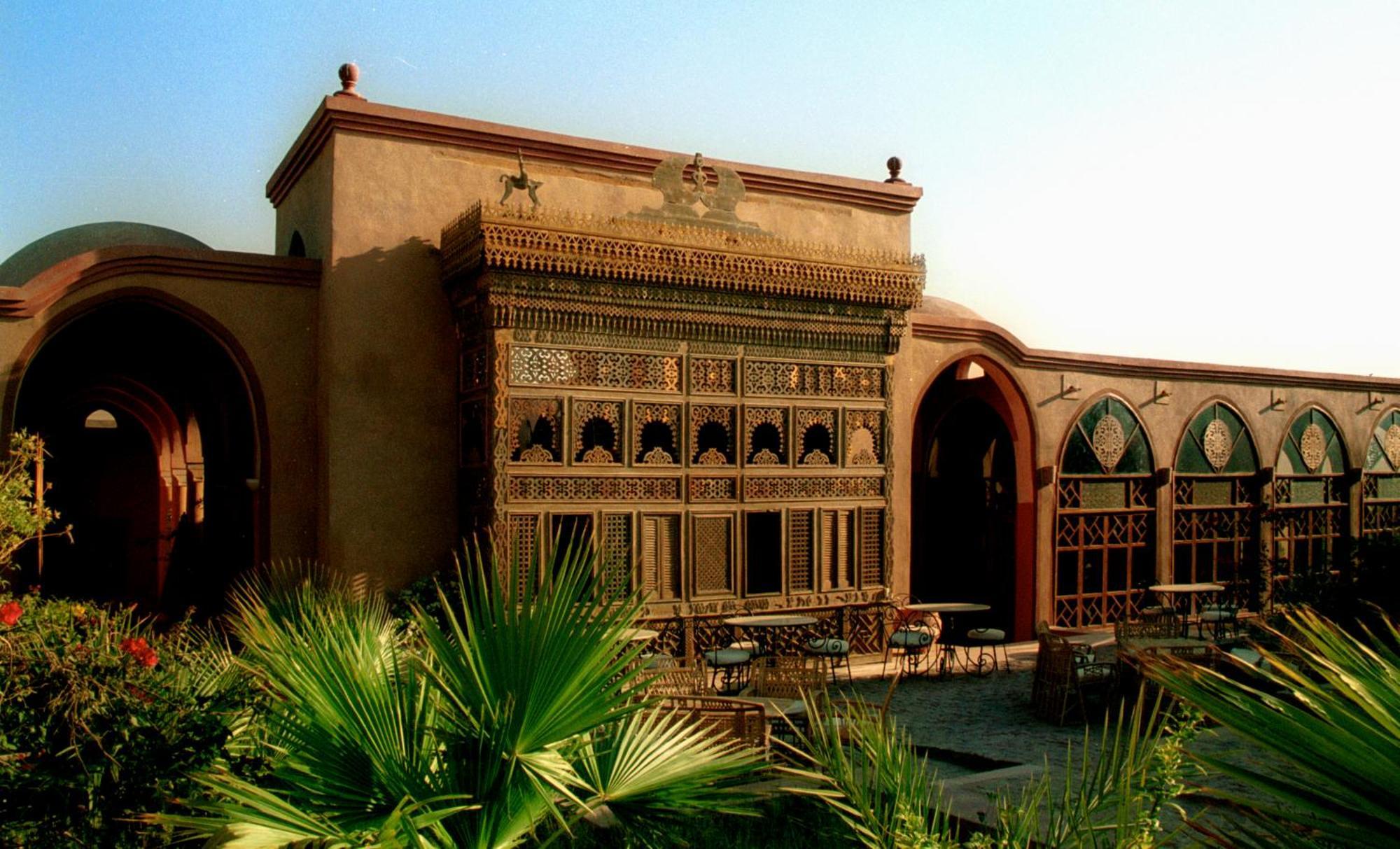 فندق المديرة الأقصر المظهر الخارجي الصورة